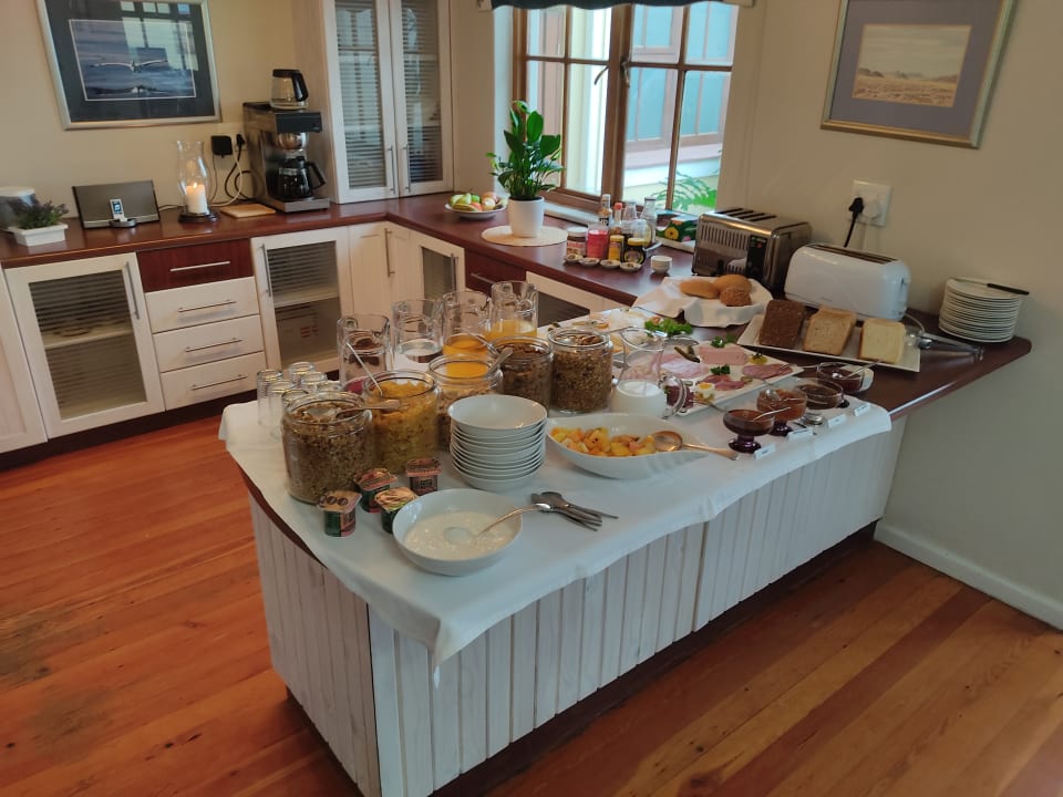 Gastro Cornerstone Guesthouse