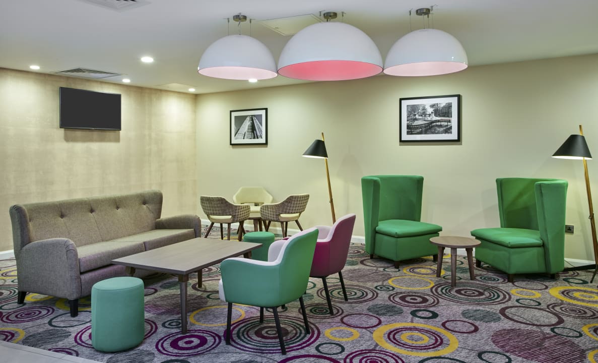 Lobby Hampton by Hilton Bristol City Centre