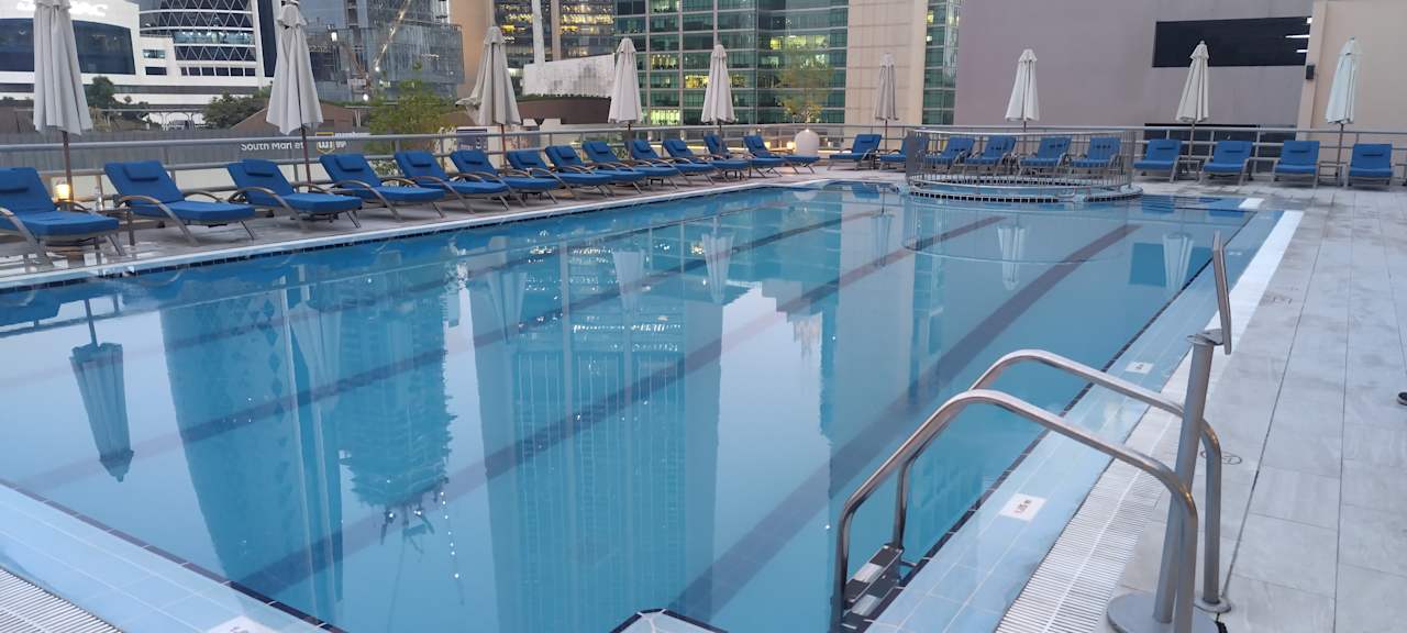 Pool Rose Rayhaan by Rotana