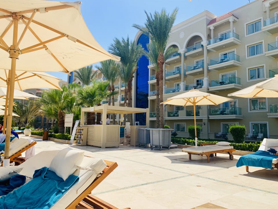 Pool Premier Le Reve Hotel & Spa