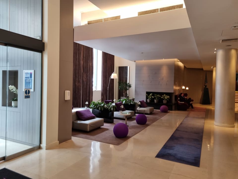 Lobby The Morrison Dublin, Curio Collection by Hilton