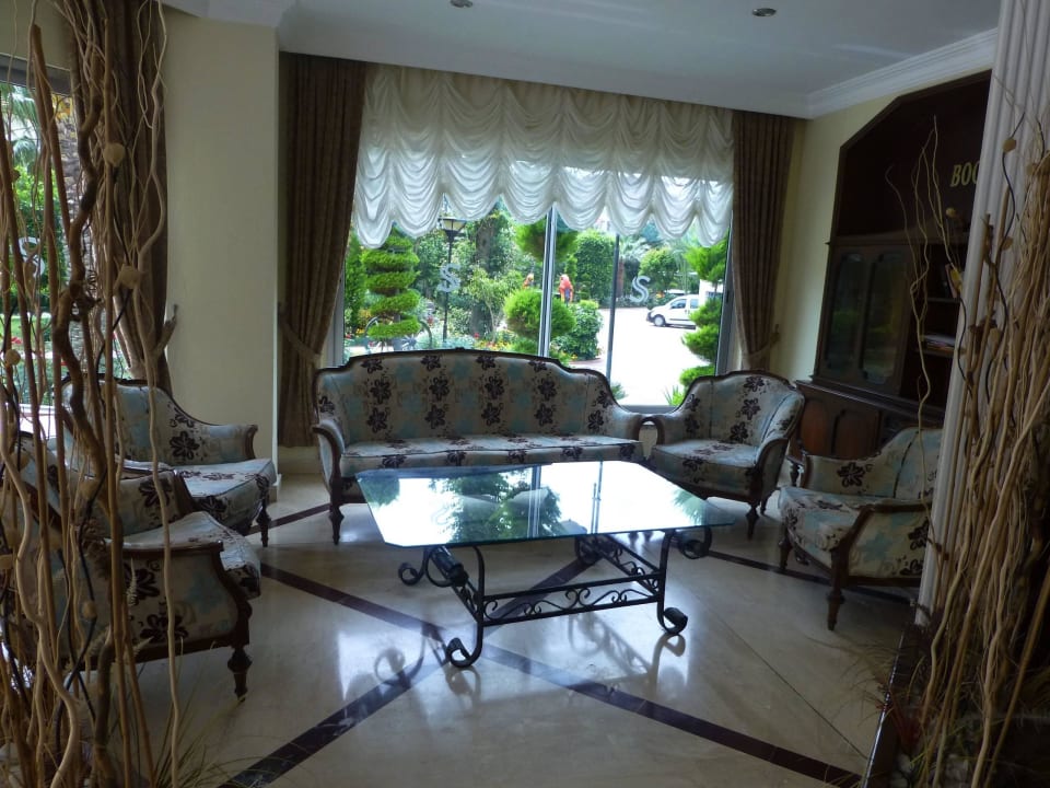 Bibliothek Saphir Hotel & Villas