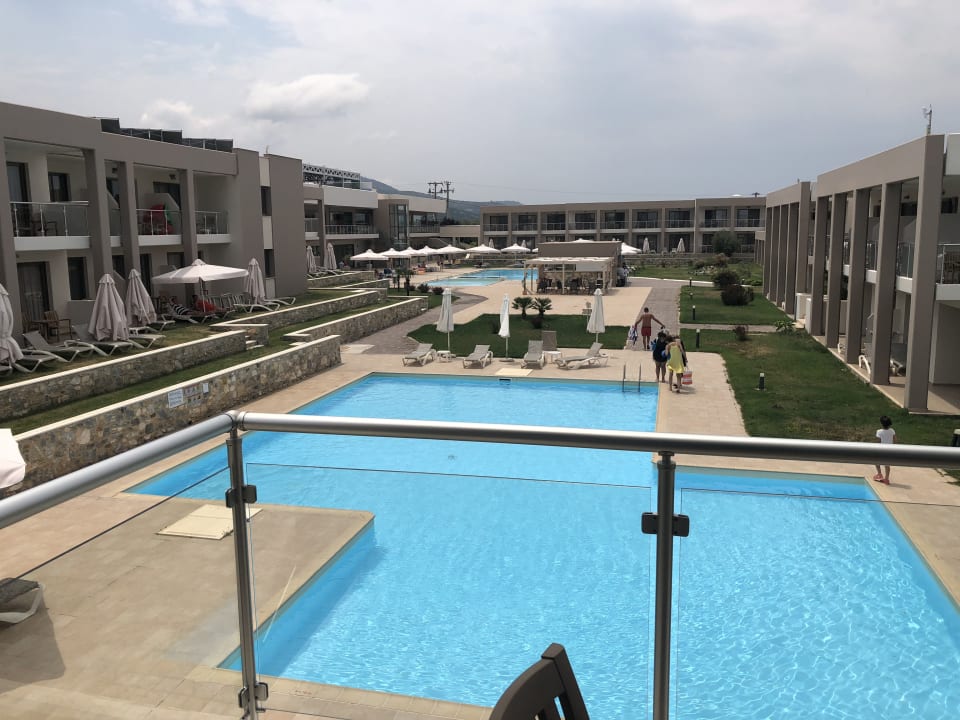 Pool Alea Hotel & Suites