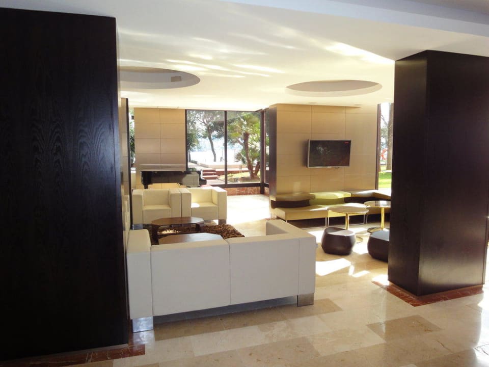 Lounge Bereich im unteren Level Hotel de Mar Gran Meliá - Adults only