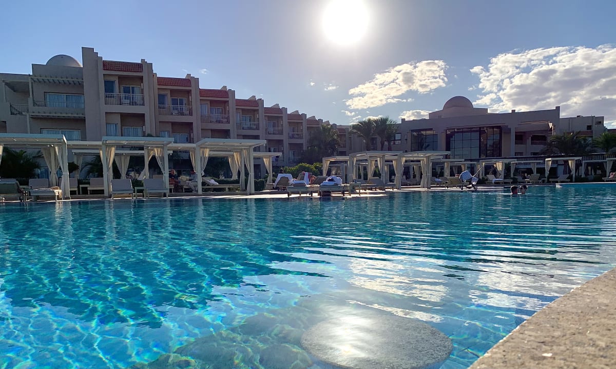 Pool JAZ Elite Casa del Mar Beach