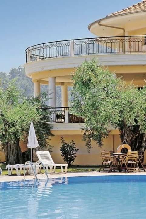 Außenansicht Testdummy for HolidayCheck Training