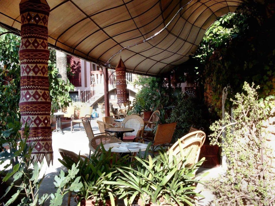 Gartencafe Hostal Corona