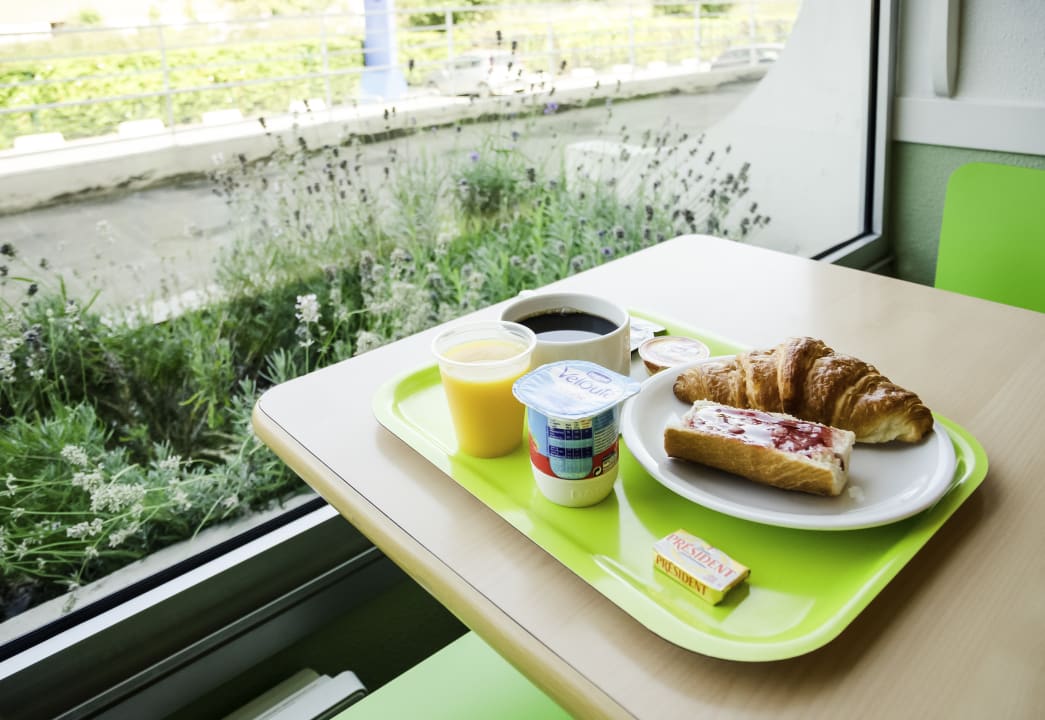 Lobby ibis budget Hotel Metz sud