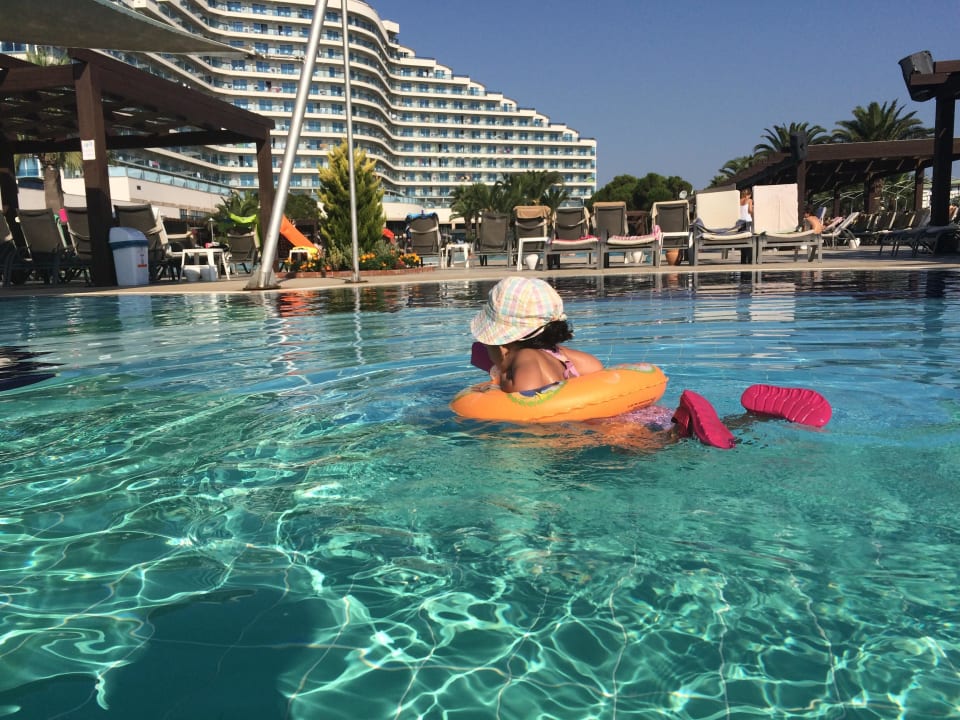 Pool Venosa Beach Resort & Spa