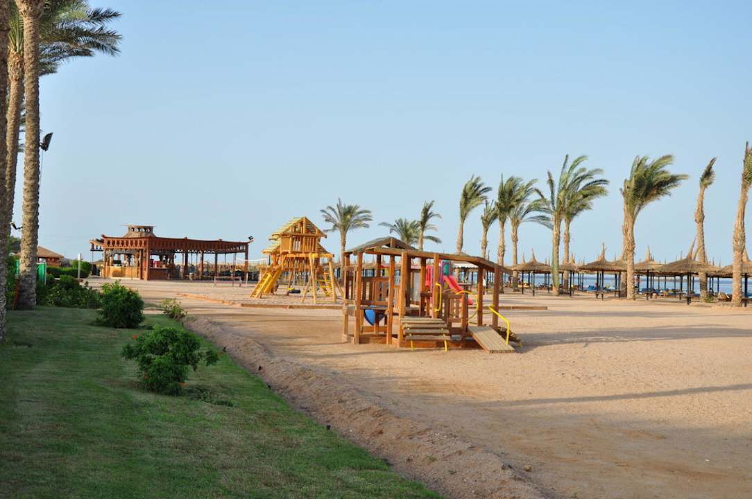 Swietna plaza Sea Beach Aqua Park Resort Managed by Blue Resorts