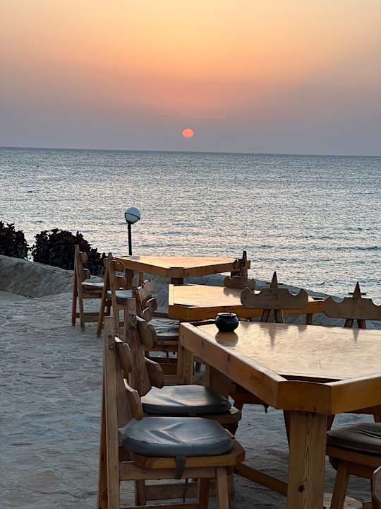 Strand Three Corners Equinox Beach Resort