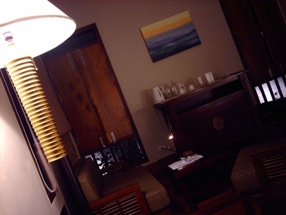 Sohn-/Sitzbereich in der Thai Villa Khaolak Bhandari Resort & Spa