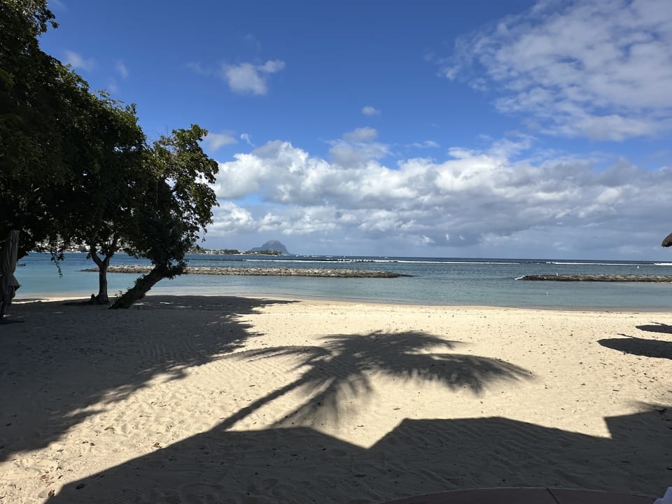 Strand Sands Suites Resort & Spa