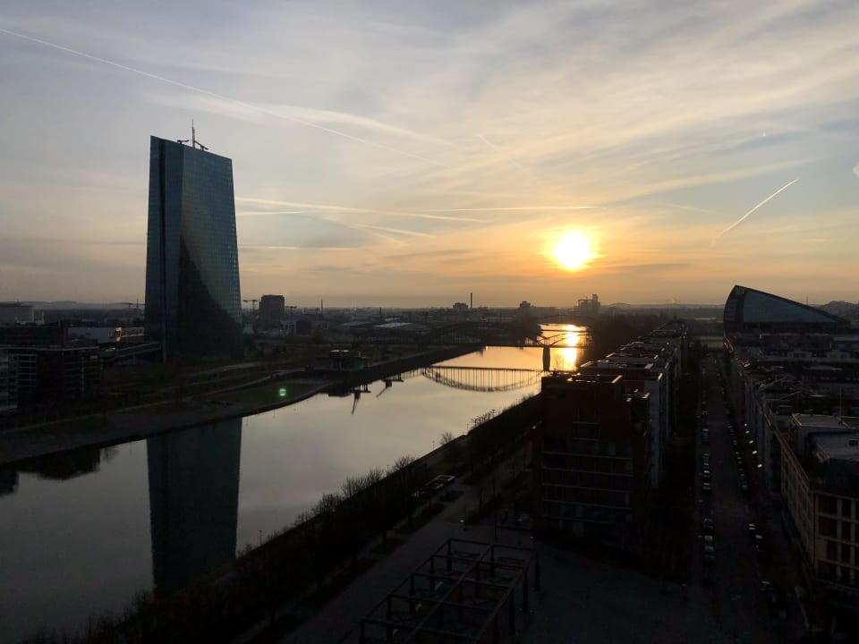 Ausblick Lindner Hotel Frankfurt Main Plaza, part of JdV by Hyatt