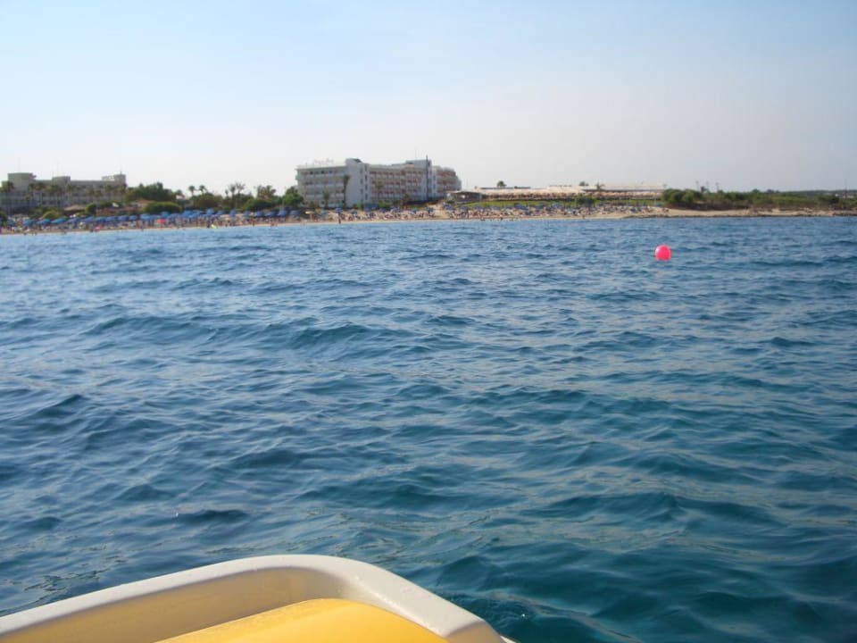 Asterias Beach vom Meer aus gesehen Asterias Beach