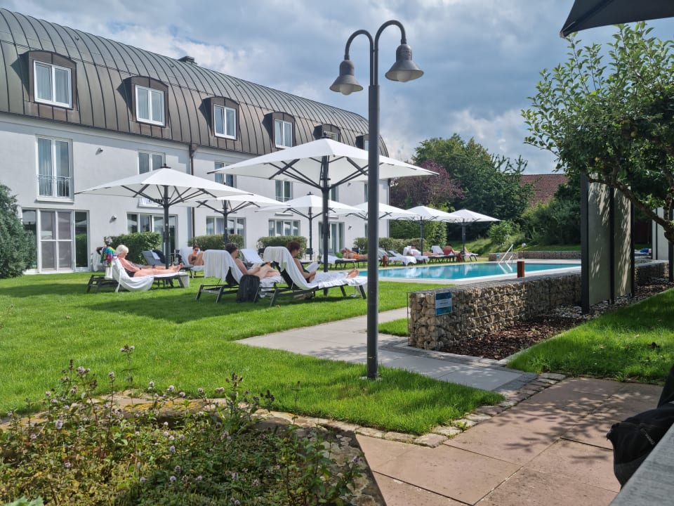 Pool Welcome Hotel Bad Arolsen