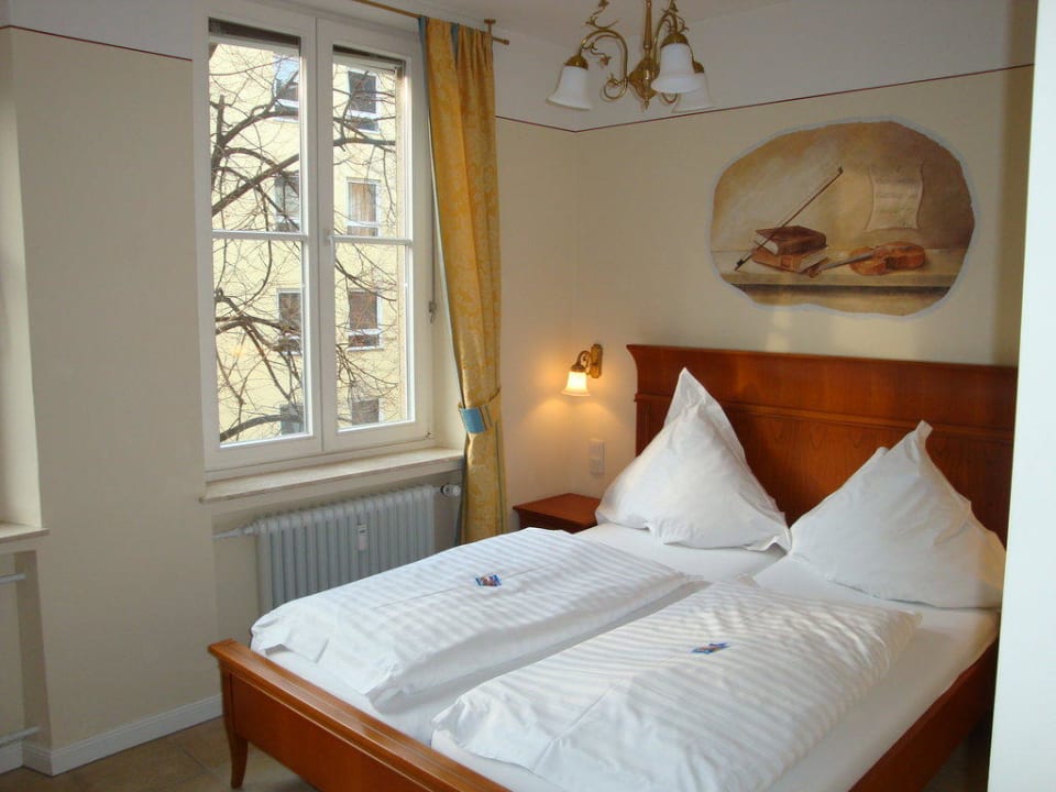Doppelzimmer XII Apostel Hotel Albergo