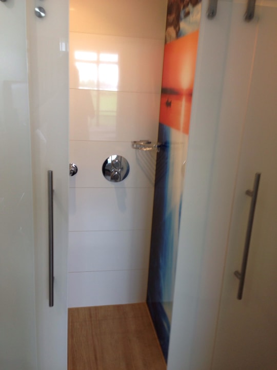 Dusche Van der Valk Hotel A4 Schiphol