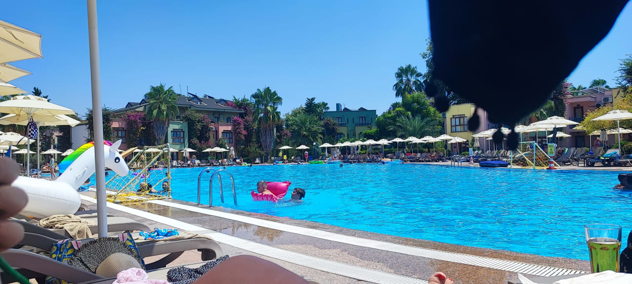 Pool VONRESORT Golden Beach