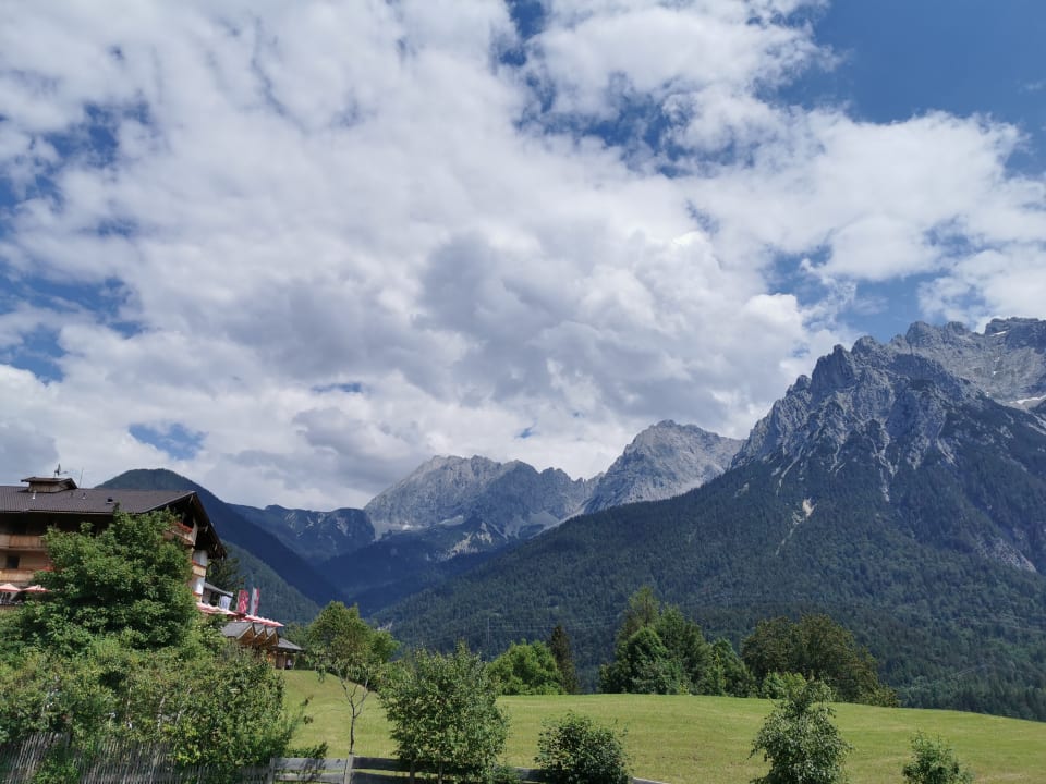 Außenansicht Alpengasthof Gröbl Alm