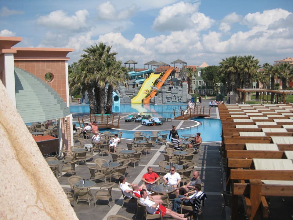 Die neue Poolbar Megasaray Club Belek