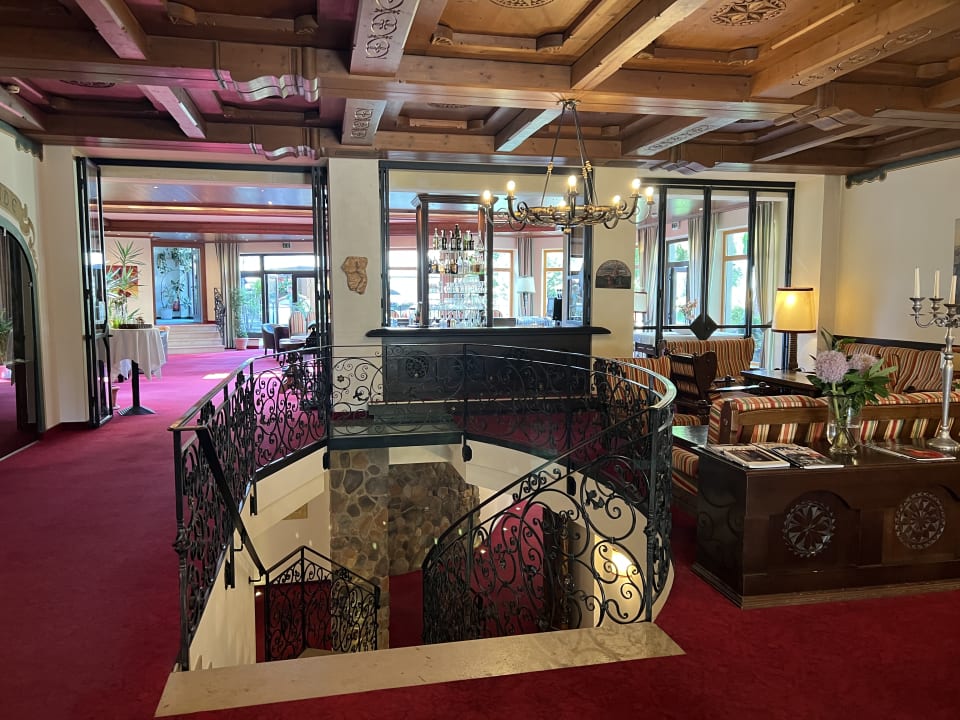 Gastro Upside Down Town Hotel-Neue Post