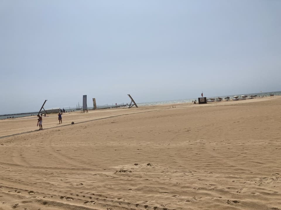 Strand NH Marina Portimão Resort