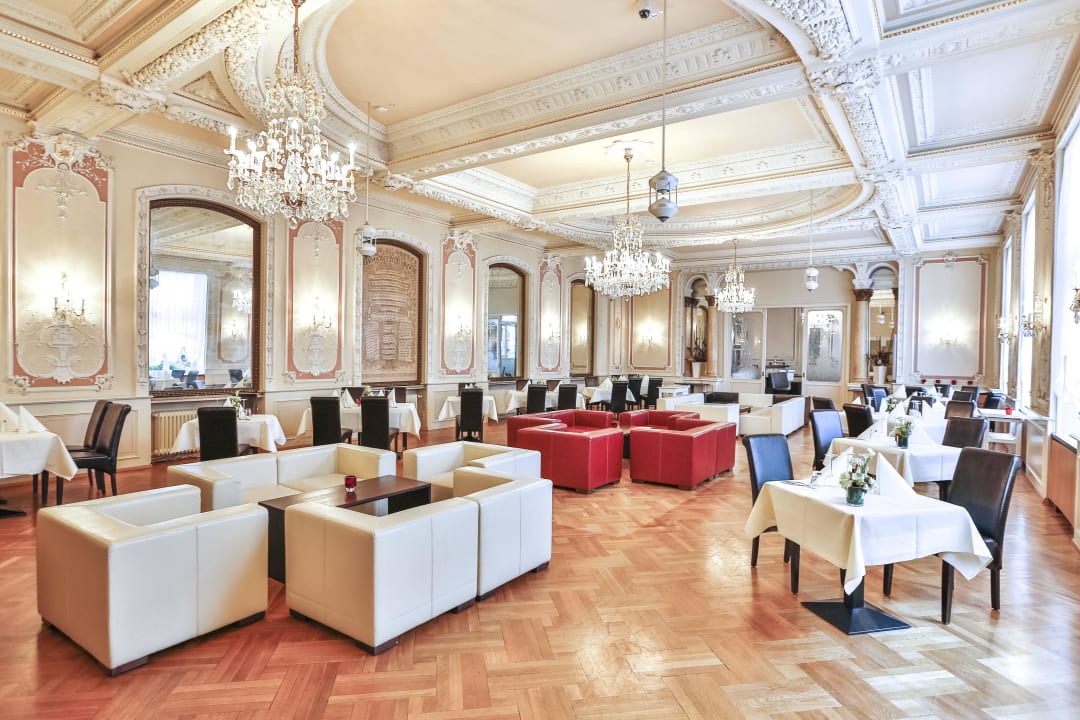 Cristal Restaurant & Lounge Heliopark Bad Hotel zum Hirsch