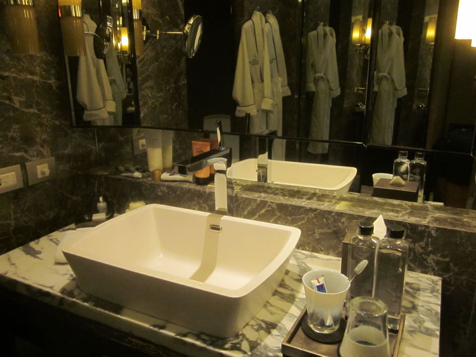 Bad Siam Kempinski Hotel Bangkok