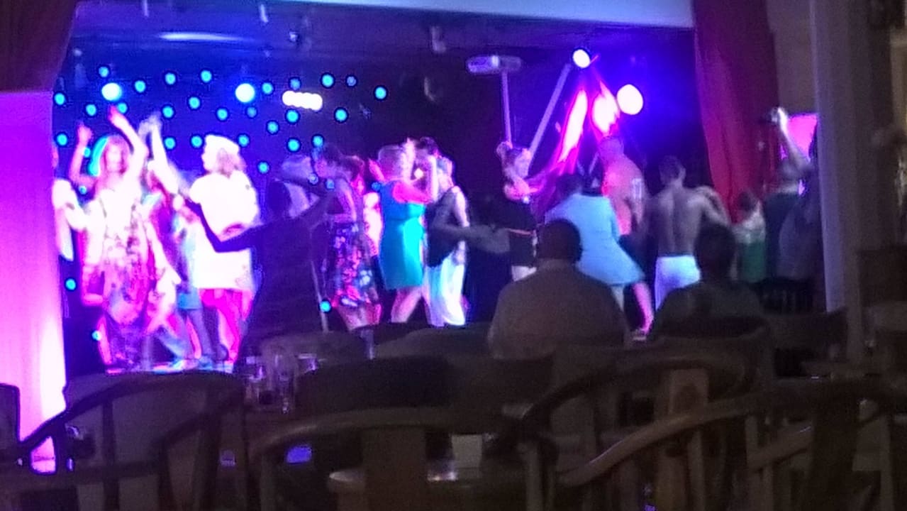 Die echt nerive Animation Le Peninsula Bay Beach Resort & Spa