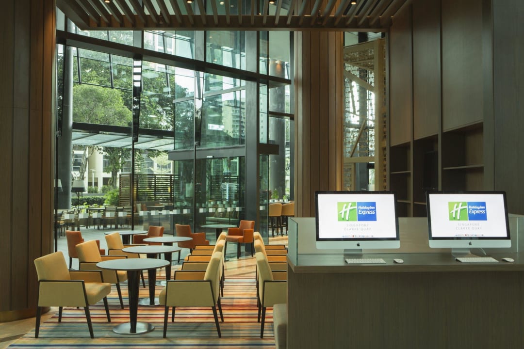 Internet Stations Holiday Inn Express Singapore Clarke Quay