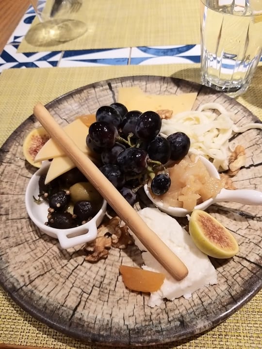 Gastro Acanthus Cennet Barut Collection