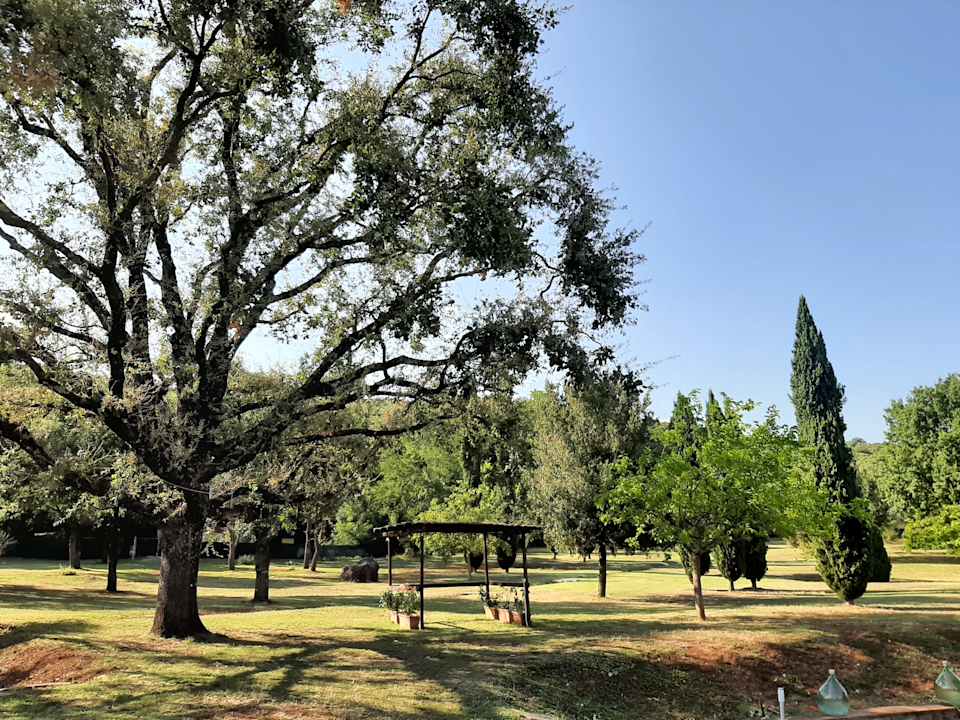 Gartenanlage Hotel Casolare le Terre Rosse