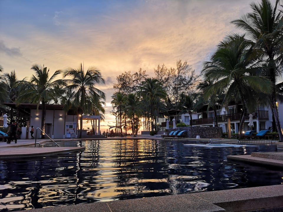 Pool The Briza Beach Resort Khaolak