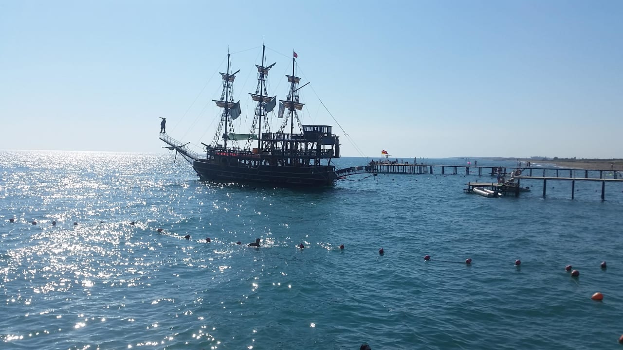Piratenschiff Sunis Elita Beach Resort & Spa