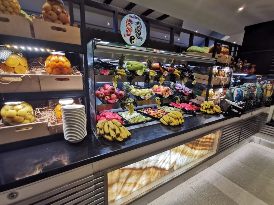 Gastro Limak Lara Deluxe Hotel & Resort