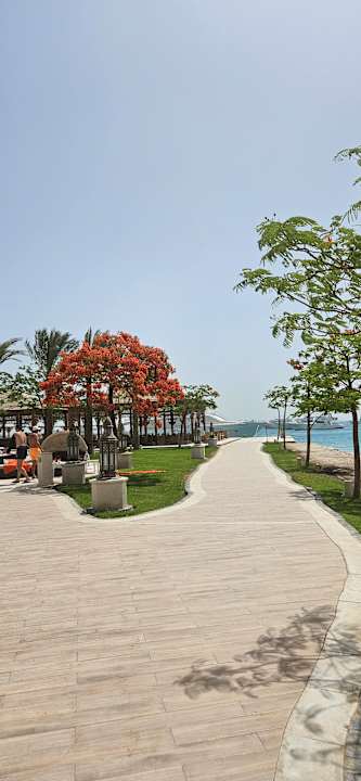 Gartenanlage The Grand Palace - Adults only