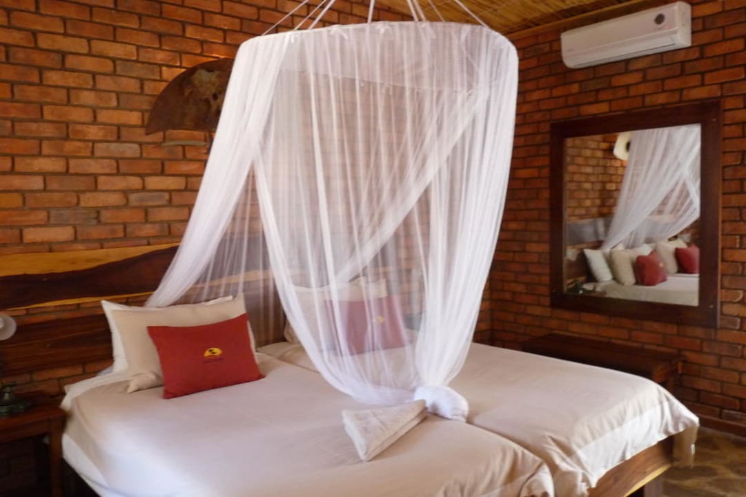 Doppelzimmer zur Alleinbenutzung Kalahari Anib Lodge