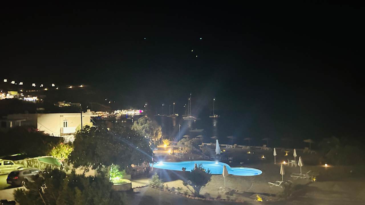 Pool Hotel Tony's Beach