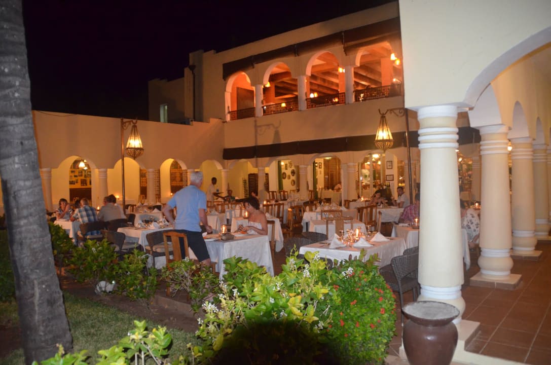 Hauptrestaurant  TUI Blue Bahari Zanzibar