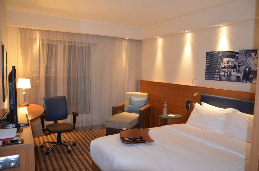 Pokój Hampton by Hilton Warsaw Airport