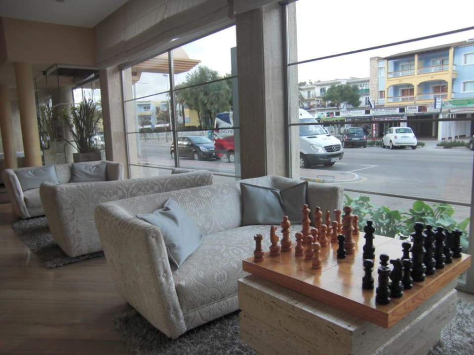 Auf dem Weg zum Restaurant VIVA Golf - Adults only 18+