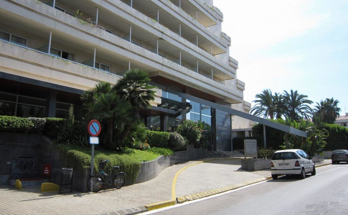Entrance Melia Sitges
