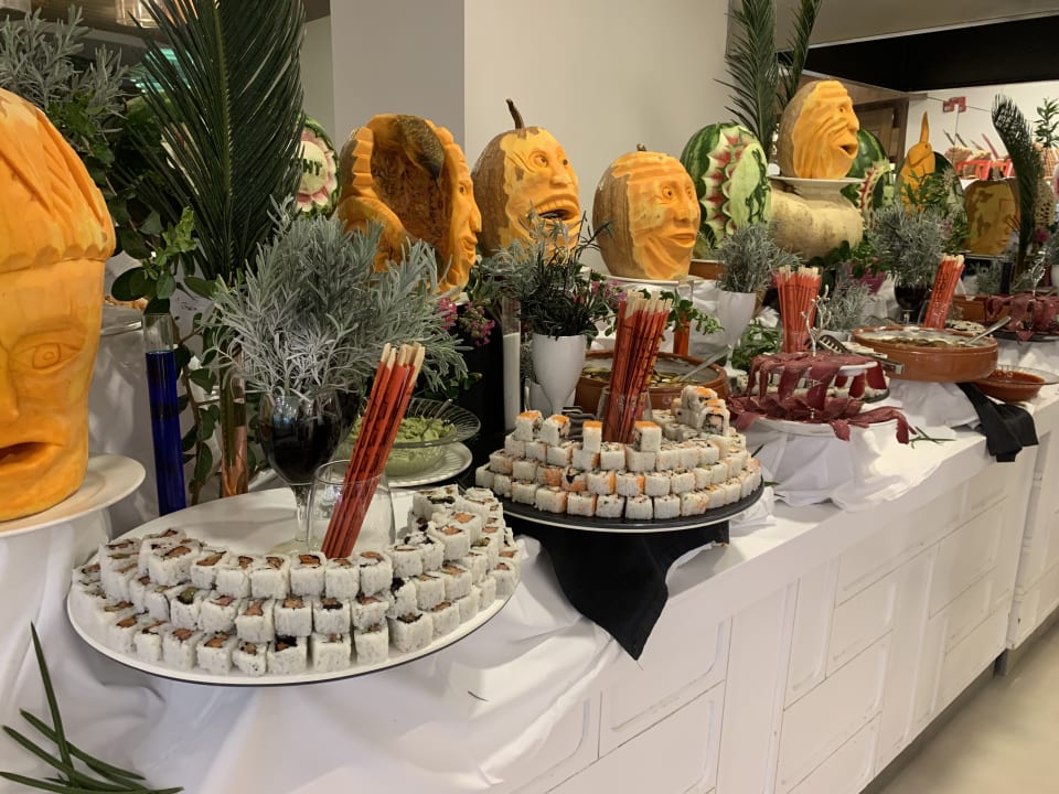 Gastro Terrace Elite Resort