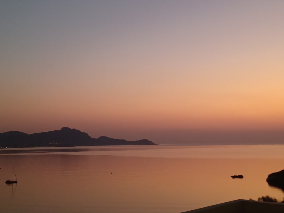 Zimmer Lindos Mare, Seaside Hotel