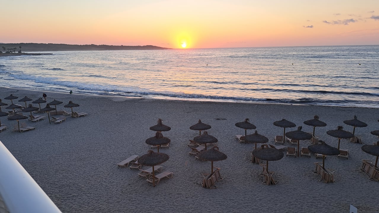 Strand Hotel Club S'Illot