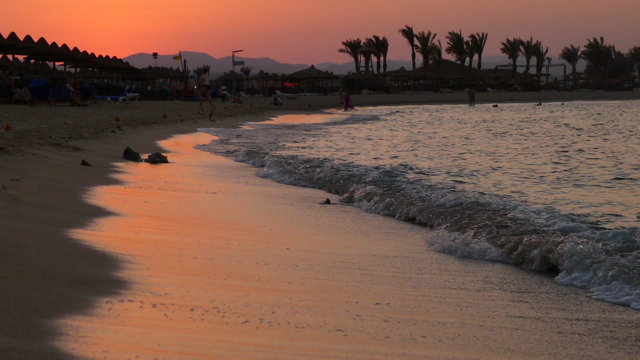 Sunset on the beach Malikia Resort Abu Dabbab