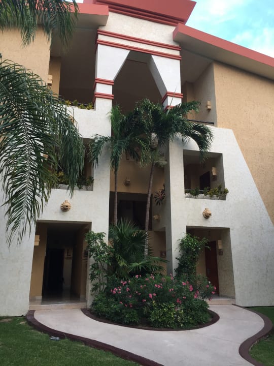 Außenansicht Grand Palladium Kantenah Resort & Spa