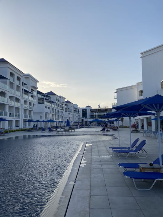 Pool Pickalbatros Blu Spa Resort