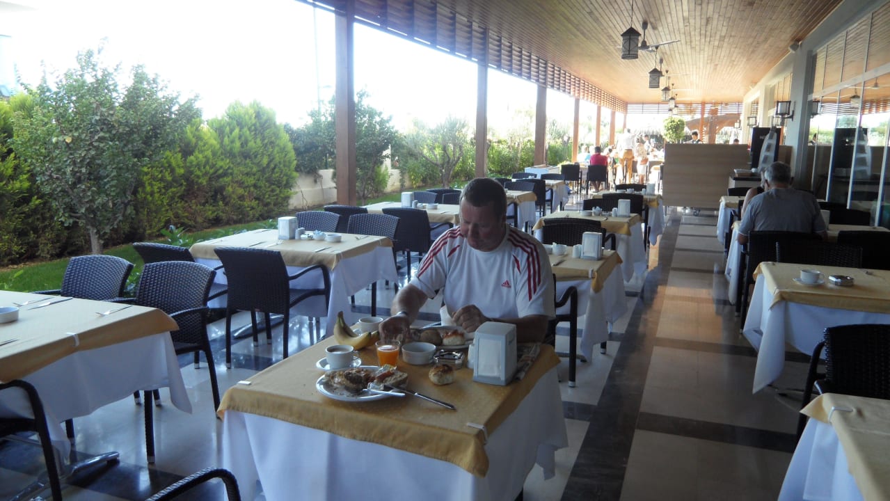 Frühstück im Freien Adalya Ocean Deluxe